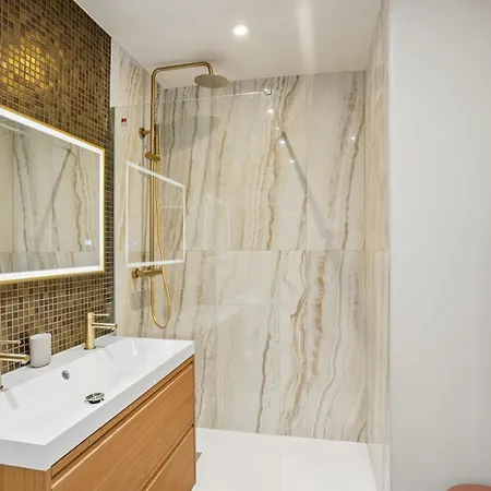 Lavie Maison Ac & Cozy Terrace Appartement Parijs